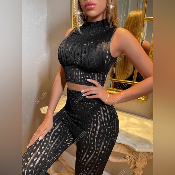 Pattern Cut-Out 2Pc Set - Picture 5 of 5